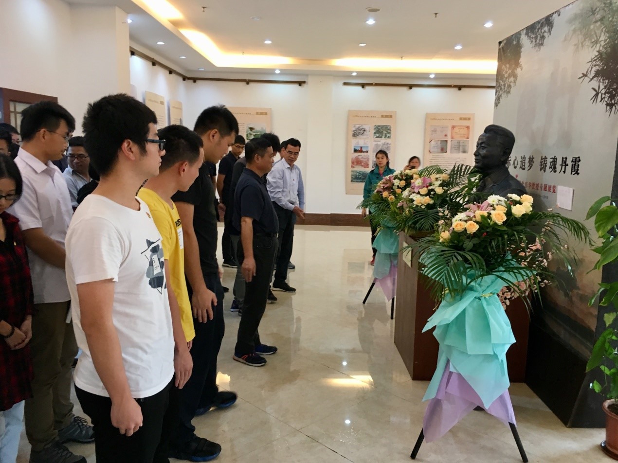 太阳成集团tyc9728直属部门分工会组织教工赴韶关学习彭华教授先进事迹